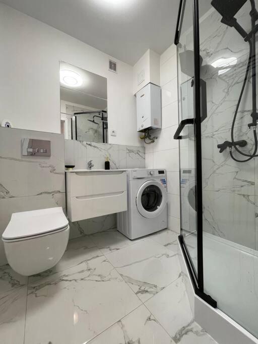 Kalwaryjska Spot Apartment In A Good Location Krakow Exterior photo