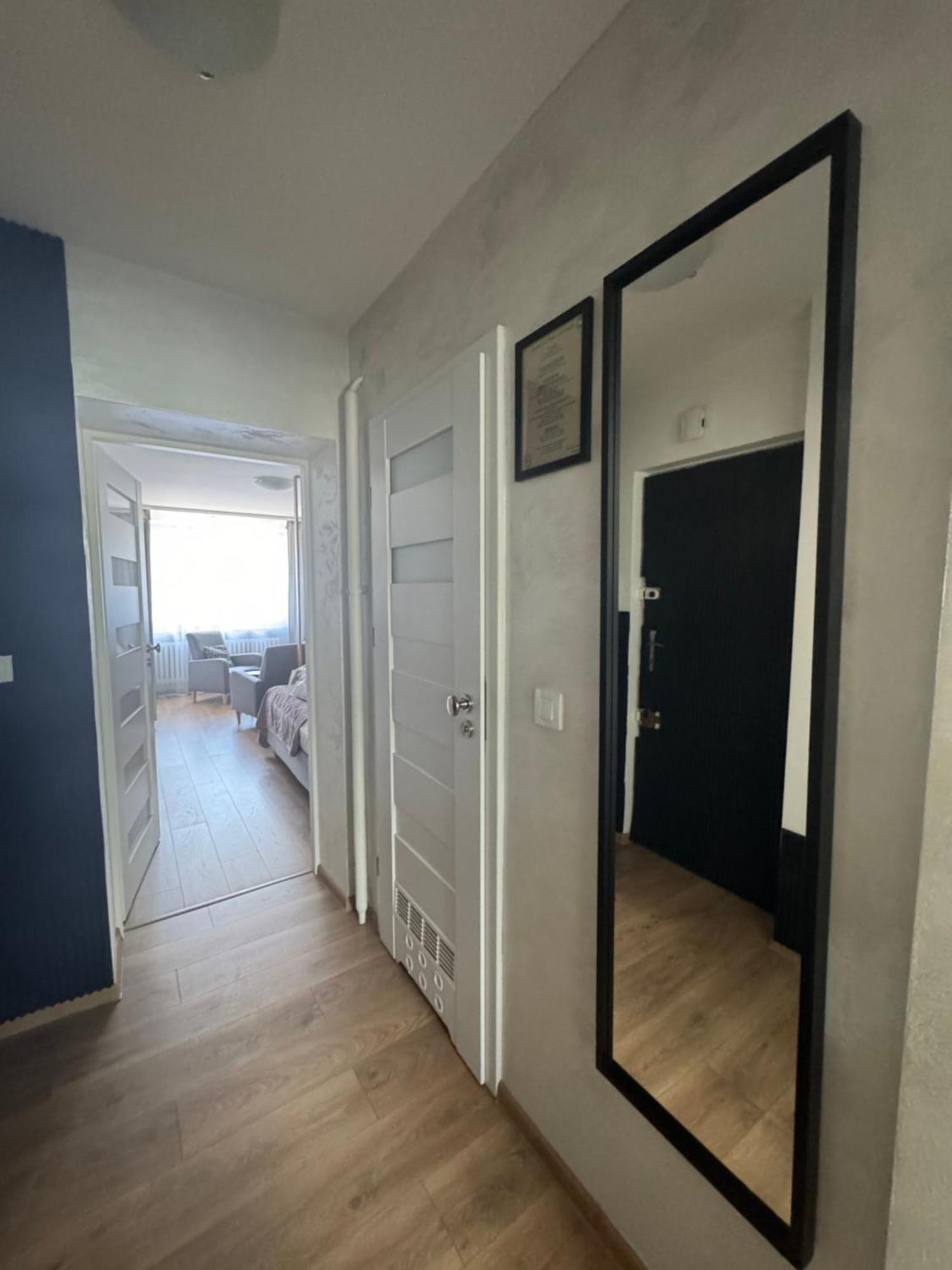Kalwaryjska Spot Apartment In A Good Location Krakow Exterior photo